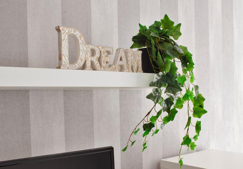 3 Dream Apartmant 3+Parcare Gratuita Apartment Oradea Exterior foto